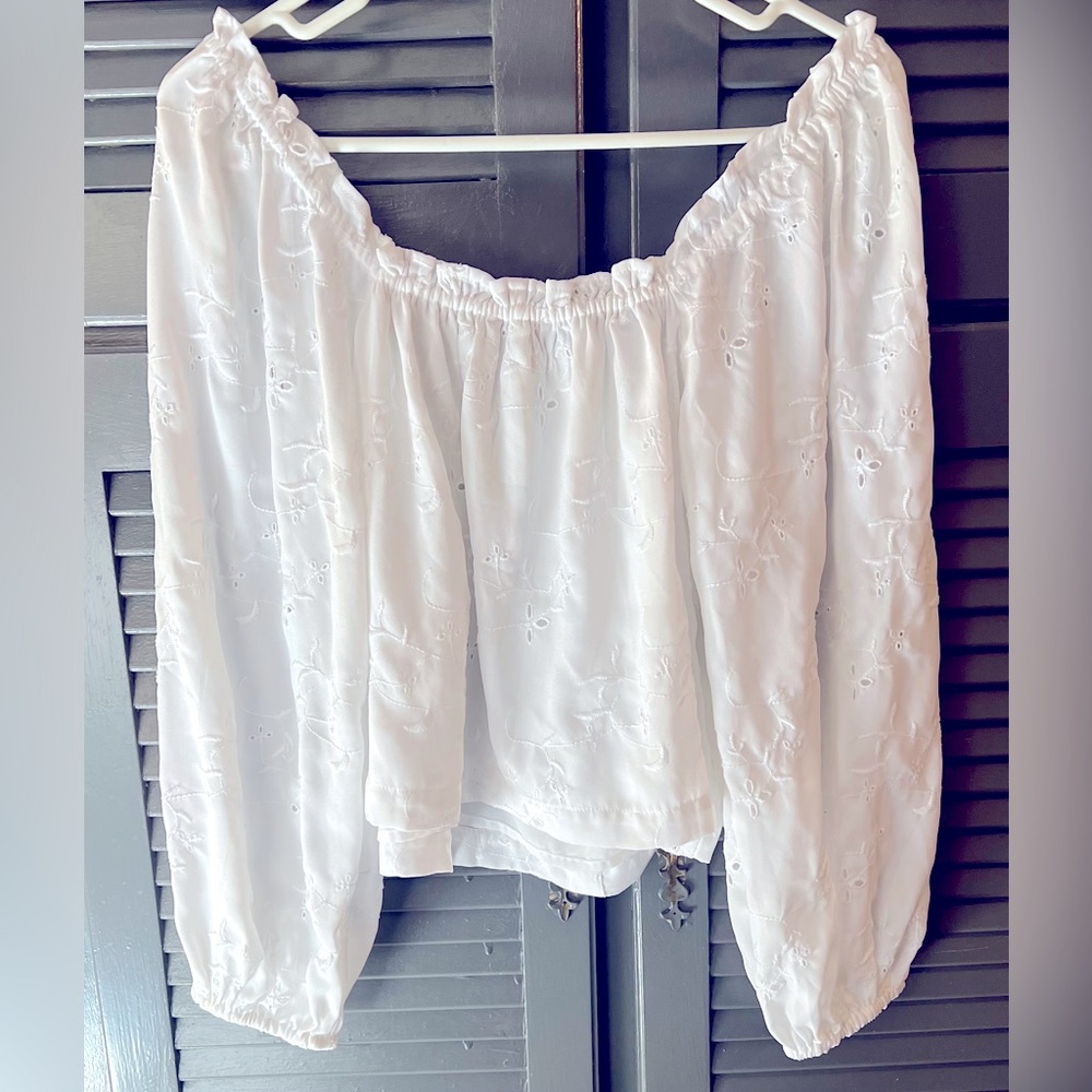 American Eagle Cropped Lined Blouse